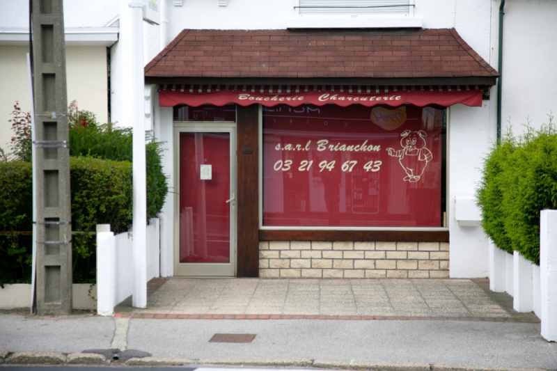 vitrine-LA GAUDE-min_france_frankreich_commerce_frankrijk_francia_delicatessen_butchery_charcuterie-424328